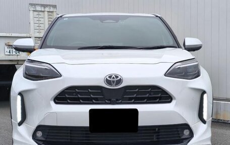 Toyota Yaris Cross, 2022 год, 1 565 000 рублей, 7 фотография