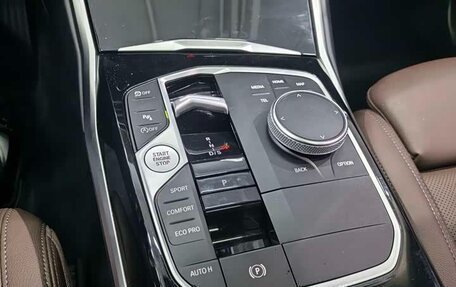 BMW 3 серия, 2023 год, 2 910 000 рублей, 13 фотография