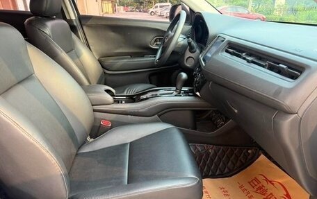 Honda Vezel, 2021 год, 1 414 000 рублей, 10 фотография