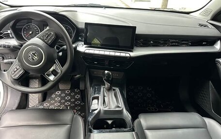 MG 5, 2022 год, 1 030 000 рублей, 4 фотография