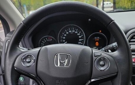 Honda Vezel, 2015 год, 1 692 000 рублей, 10 фотография