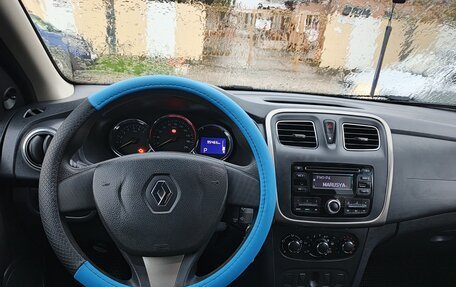Renault Logan II, 2016 год, 985 000 рублей, 8 фотография
