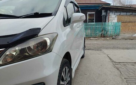 Honda Freed I, 2013 год, 1 200 000 рублей, 2 фотография