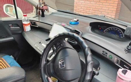 Honda Freed I, 2013 год, 1 200 000 рублей, 7 фотография