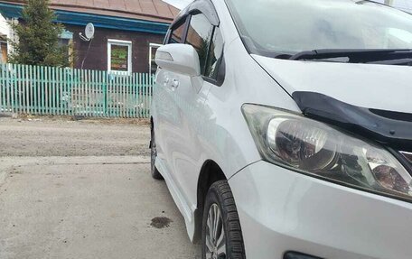 Honda Freed I, 2013 год, 1 200 000 рублей, 10 фотография