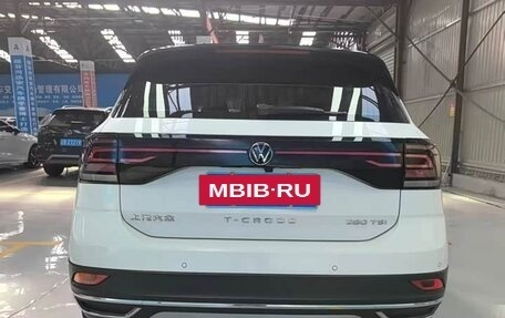 Volkswagen T-Cross I, 2022 год, 1 680 000 рублей, 6 фотография