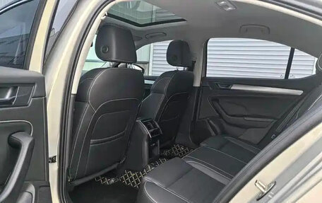 Skoda Superb III рестайлинг, 2023 год, 2 100 007 рублей, 17 фотография