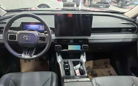 Toyota RAV4, 2026 год, 4 210 000 рублей, 8 фотография