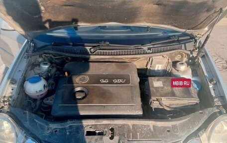 Volkswagen Polo IV рестайлинг, 2002 год, 330 000 рублей, 14 фотография