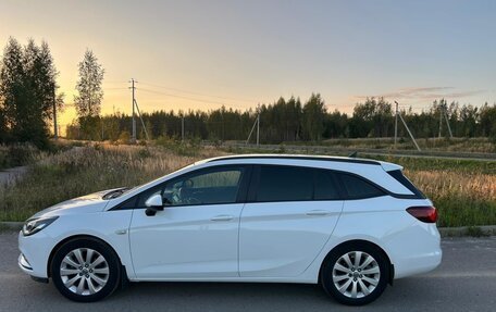 Opel Astra K, 2018 год, 1 130 000 рублей, 3 фотография