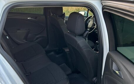 Opel Astra K, 2018 год, 1 130 000 рублей, 5 фотография