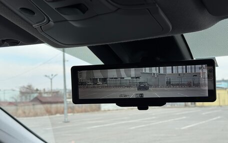 Toyota Prius IV XW50, 2018 год, 1 935 000 рублей, 5 фотография