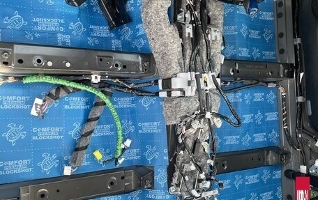 Toyota Prius IV XW50, 2018 год, 1 935 000 рублей, 17 фотография