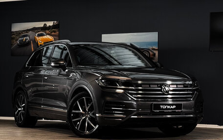 Volkswagen Touareg III, 2018 год, 5 499 000 рублей, 1 фотография