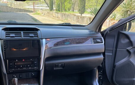 Toyota Camry, 2017 год, 2 100 000 рублей, 16 фотография