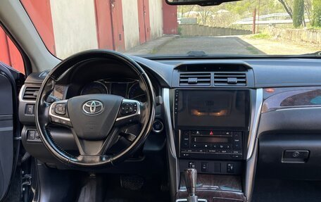 Toyota Camry, 2017 год, 2 100 000 рублей, 15 фотография