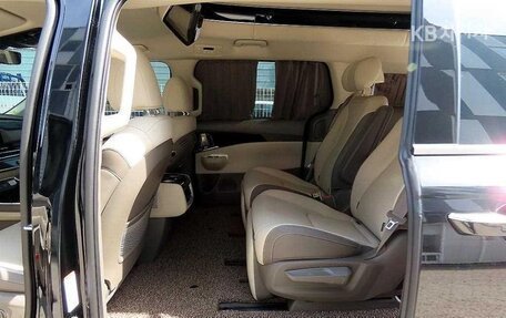 KIA Carnival, 2025 год, 12 фотография