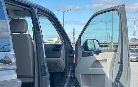 Volkswagen Transporter T5 рестайлинг, 2010 год, 1 600 000 рублей, 10 фотография