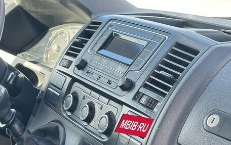 Volkswagen Transporter T5 рестайлинг, 2010 год, 1 600 000 рублей, 11 фотография