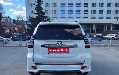 Toyota Land Cruiser Prado 150 рестайлинг 2, 2021 год, 6 534 000 рублей, 7 фотография