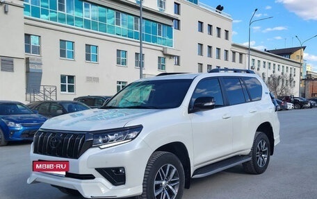 Toyota Land Cruiser Prado 150 рестайлинг 2, 2021 год, 6 534 000 рублей, 10 фотография
