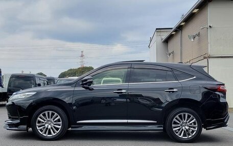 Toyota Harrier, 2020 год, 2 350 000 рублей, 10 фотография