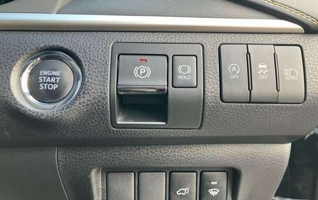 Toyota Harrier, 2020 год, 2 350 000 рублей, 16 фотография