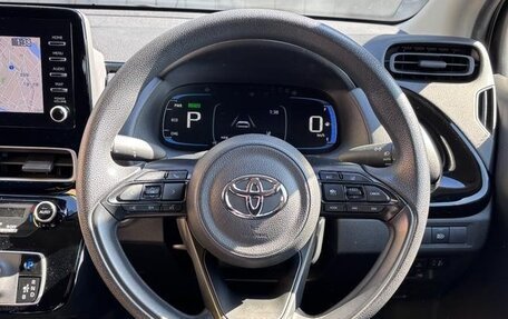 Toyota Aqua, 2022 год, 1 150 000 рублей, 10 фотография