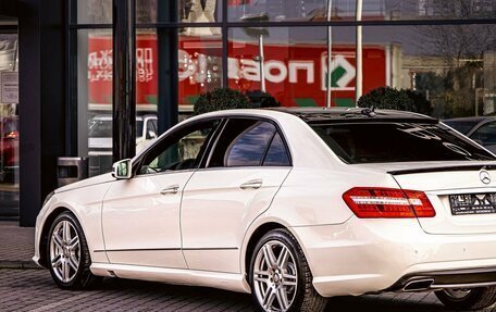 Mercedes-Benz E-Класс, 2011 год, 1 585 000 рублей, 8 фотография