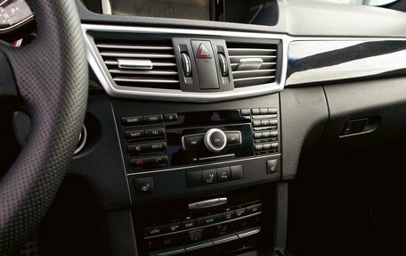 Mercedes-Benz E-Класс, 2011 год, 1 585 000 рублей, 15 фотография