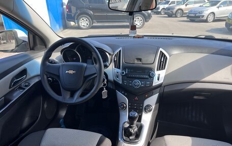 Chevrolet Cruze II, 2014 год, 895 000 рублей, 9 фотография