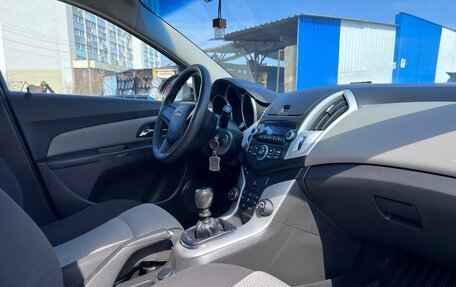 Chevrolet Cruze II, 2014 год, 895 000 рублей, 10 фотография