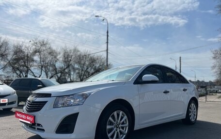 Chevrolet Cruze II, 2014 год, 895 000 рублей, 3 фотография