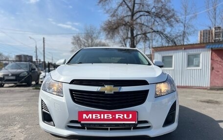 Chevrolet Cruze II, 2014 год, 895 000 рублей, 2 фотография