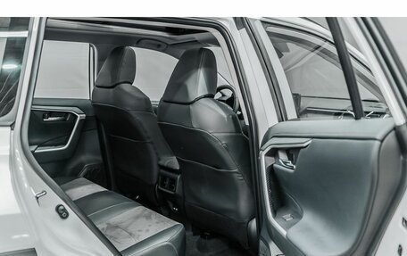 Toyota RAV4, 2025 год, 4 650 000 рублей, 10 фотография