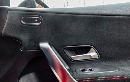 Mercedes-Benz A-Класс, 2018 год, 2 490 000 рублей, 22 фотография