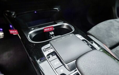 Mercedes-Benz A-Класс, 2018 год, 2 490 000 рублей, 17 фотография