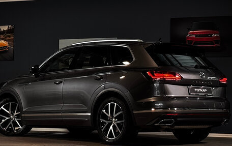 Volkswagen Touareg III, 2018 год, 5 499 000 рублей, 5 фотография