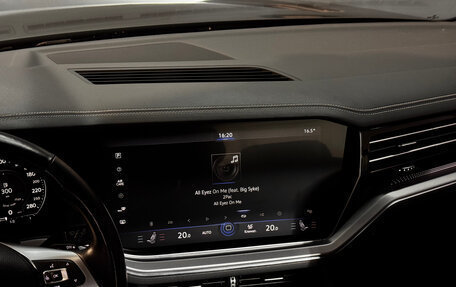 Volkswagen Touareg III, 2018 год, 5 499 000 рублей, 18 фотография