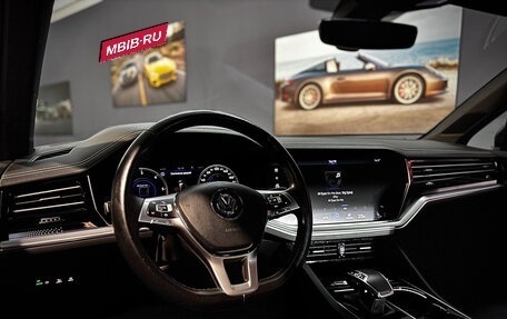 Volkswagen Touareg III, 2018 год, 5 499 000 рублей, 17 фотография