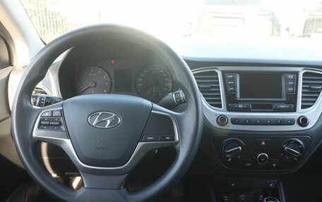 Hyundai Solaris II рестайлинг, 2019 год, 1 320 000 рублей, 13 фотография