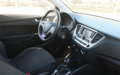 Hyundai Solaris II рестайлинг, 2019 год, 1 320 000 рублей, 6 фотография