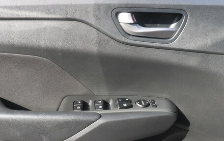 Hyundai Solaris II рестайлинг, 2019 год, 1 320 000 рублей, 9 фотография