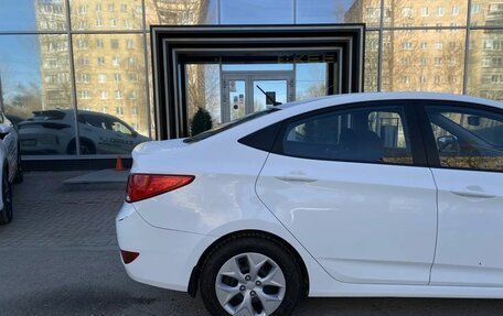 Hyundai Solaris II рестайлинг, 2016 год, 1 065 000 рублей, 13 фотография