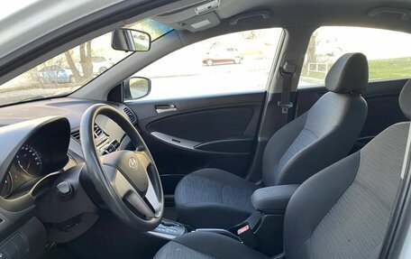 Hyundai Solaris II рестайлинг, 2016 год, 1 065 000 рублей, 19 фотография