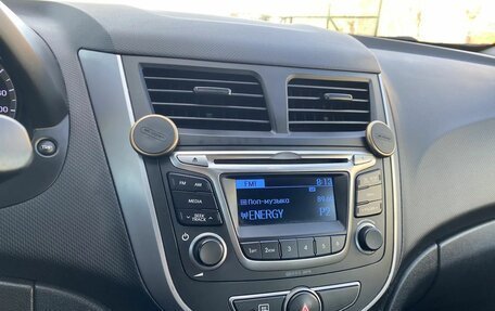 Hyundai Solaris II рестайлинг, 2016 год, 1 065 000 рублей, 26 фотография