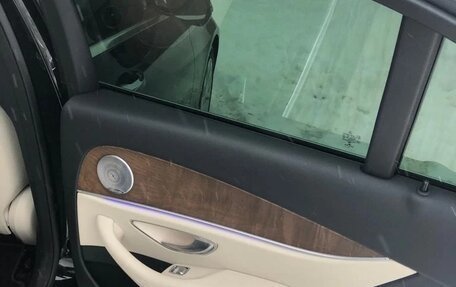 Mercedes-Benz E-Класс, 2018 год, 4 200 000 рублей, 3 фотография