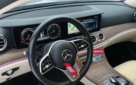 Mercedes-Benz E-Класс, 2018 год, 4 200 000 рублей, 4 фотография