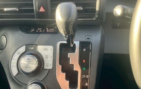 Toyota Sienta II, 2020 год, 1 210 000 рублей, 14 фотография