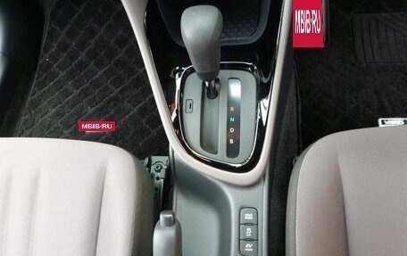 Toyota Yaris, 2022 год, 870 005 рублей, 9 фотография